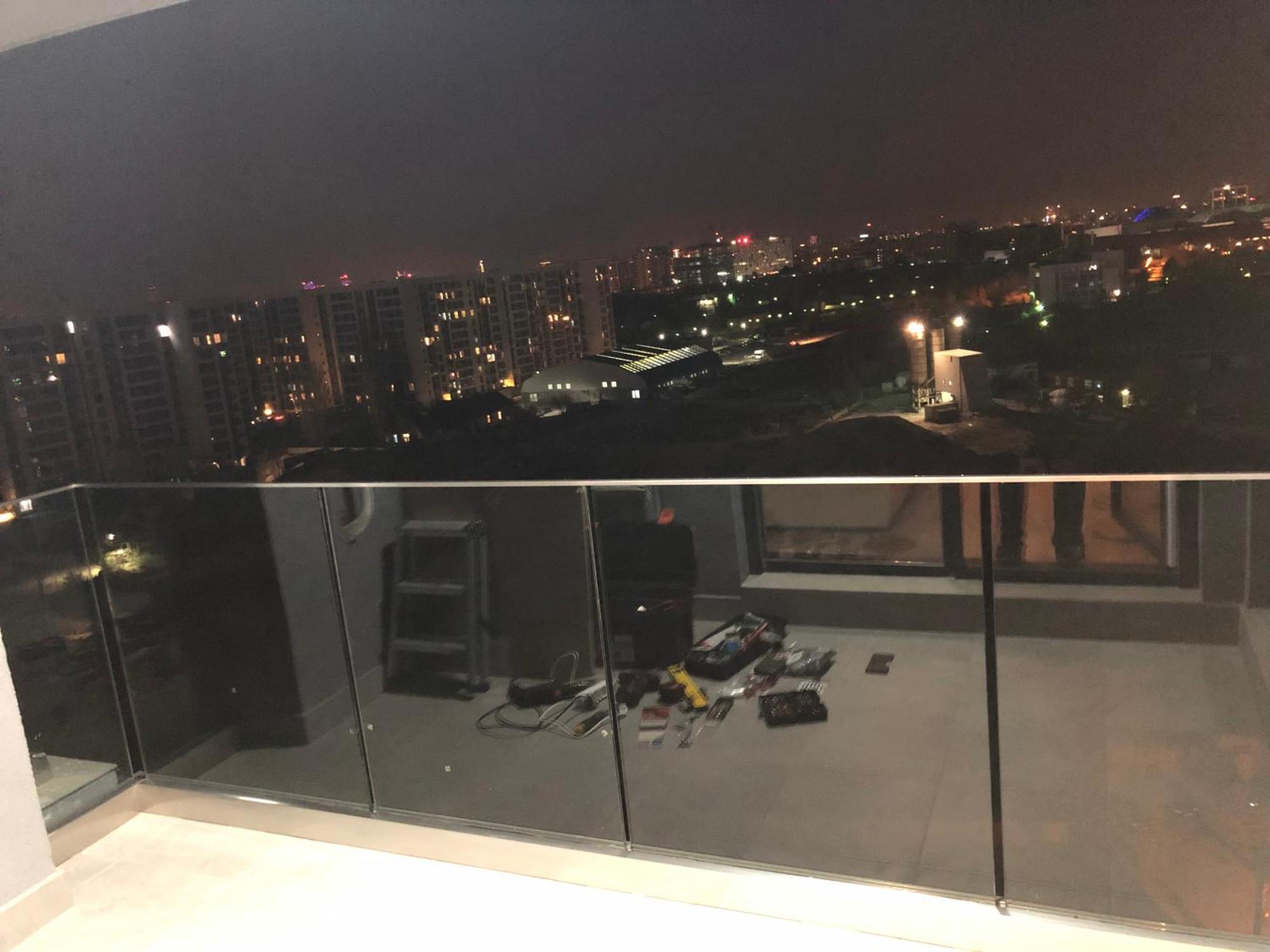 2-Room Penthouse Plaza Residence P1 Boekarest Buitenkant foto
